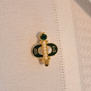 Vintage Beta Sigma Sorority Lapel Pin Green Rhinestone And 6 Faux Pearls